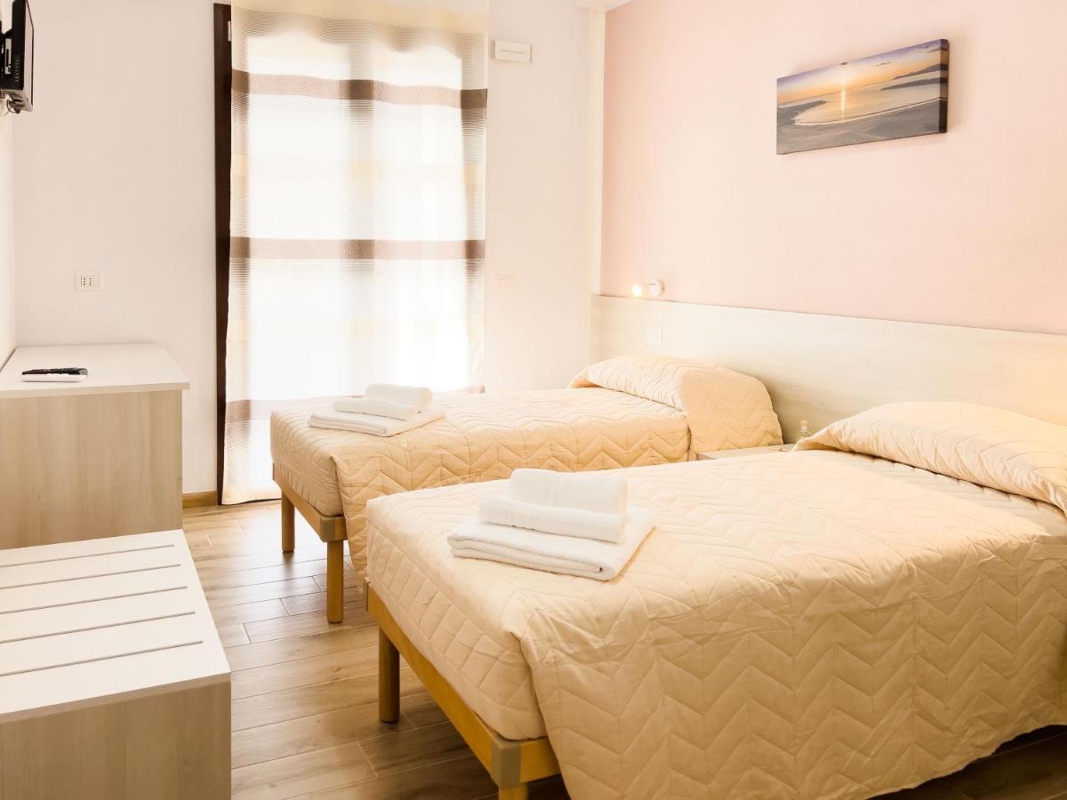 B&B Babbu Meu 博萨 外观 照片